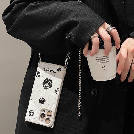 シャネル chanel シープスキン アイフォーン 15
