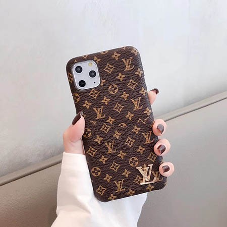 アイフォーン 15 pro グッチ gucci スマホケース レザー