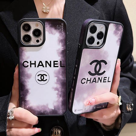 アイフォン 15 plus シャネル風 カバー