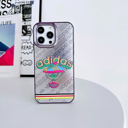 ハイブランド adidas iphone 15 スマホケース