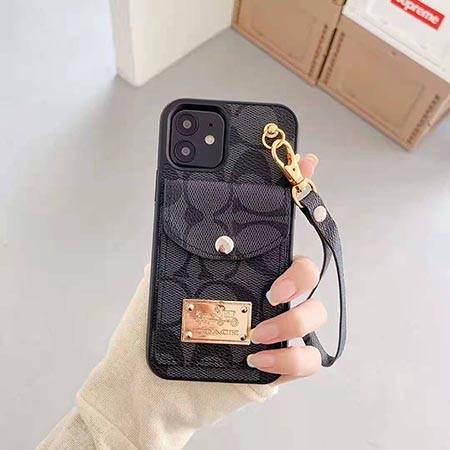 コーチ coach  iphone 15ケース ストラップ付き