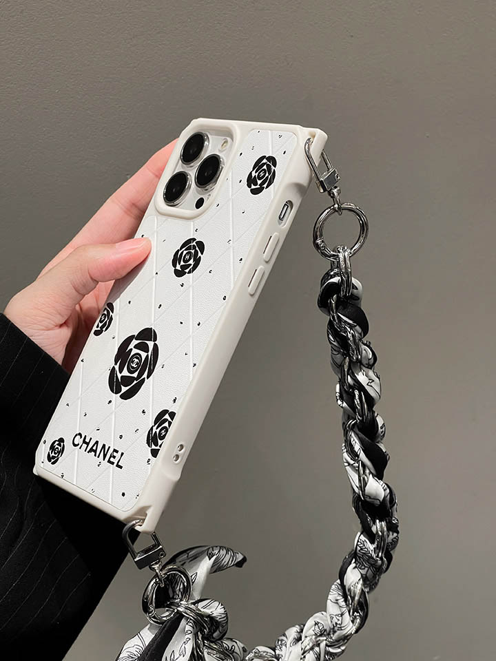 chanel ツバキ アイホン 15plus