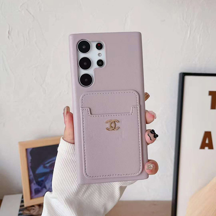 iphone 13mimi シャネル風 携帯ケース 背面にカード入れ付き