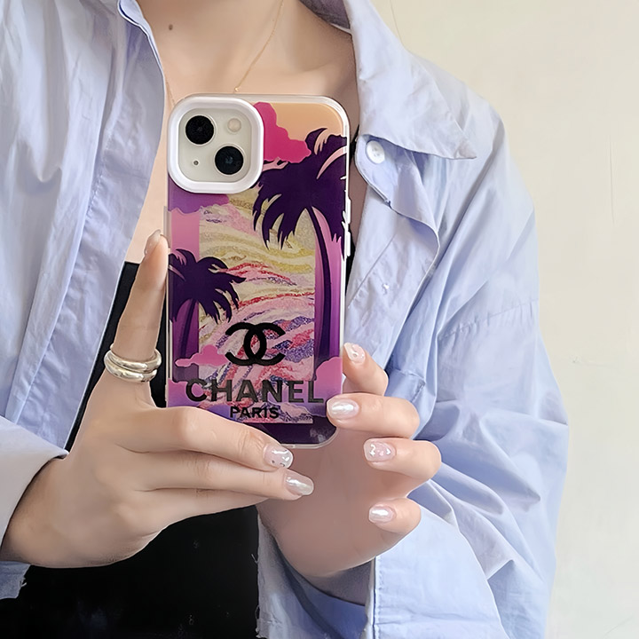 アイフォン 14pro chanel スマホケース