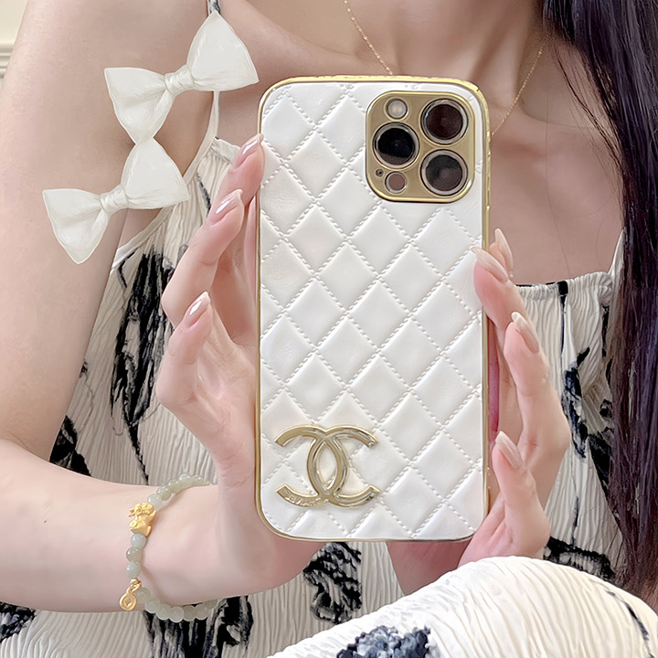 シャネル chanel スマホケース
